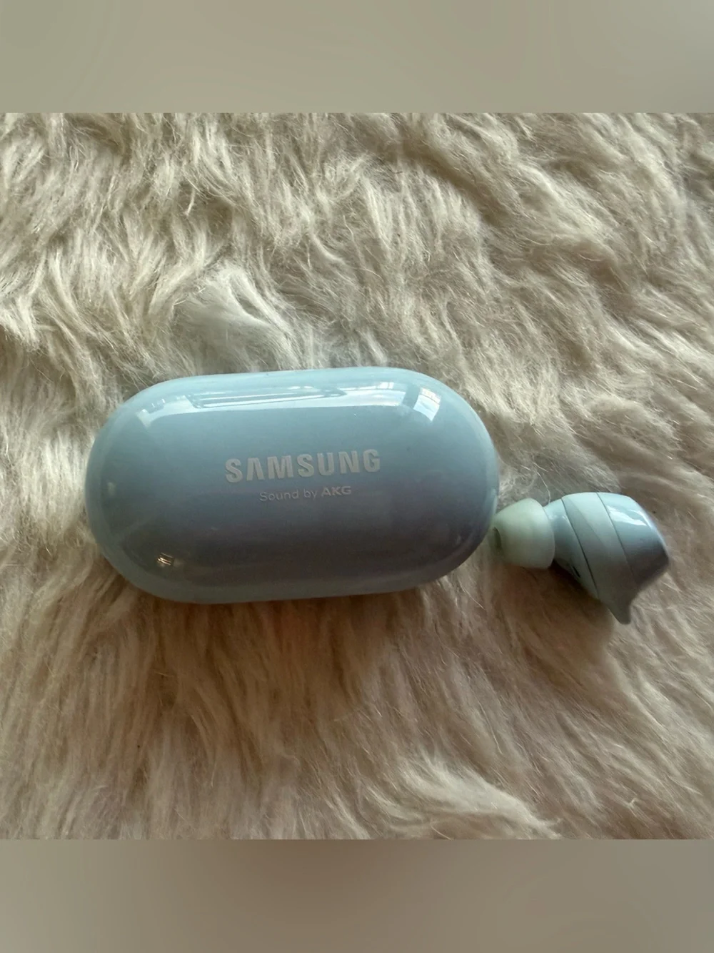 Samsung Galaxy Buds Plus in Blue